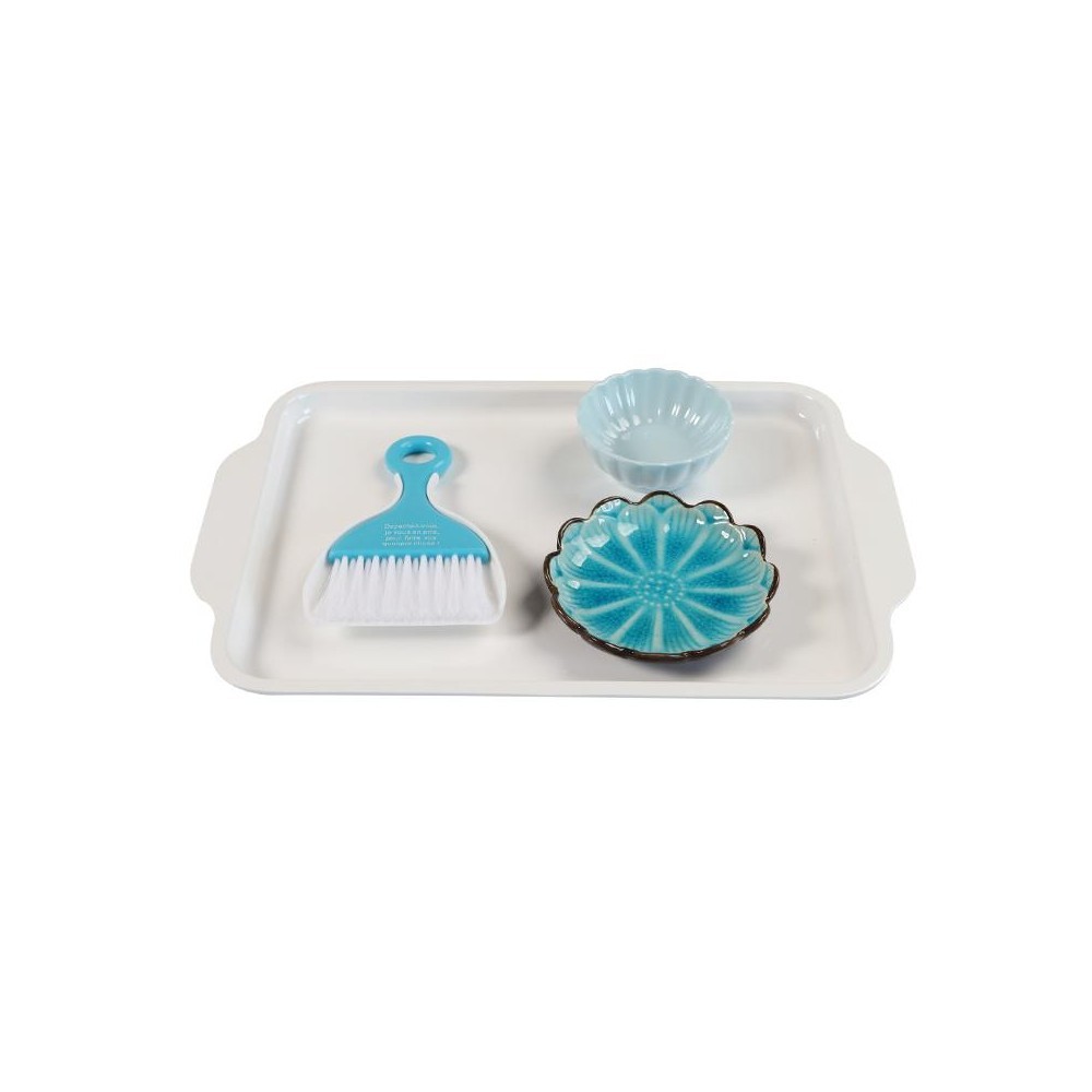 PLATEAU - NETTOYER UNE TABLE